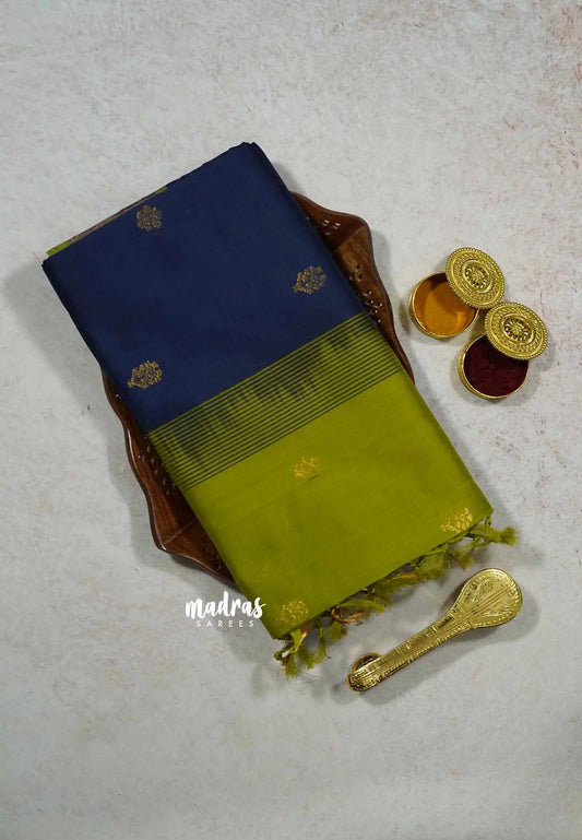 Navy Blue - Mookuthi Amman silk cotton getti zari border with buttas