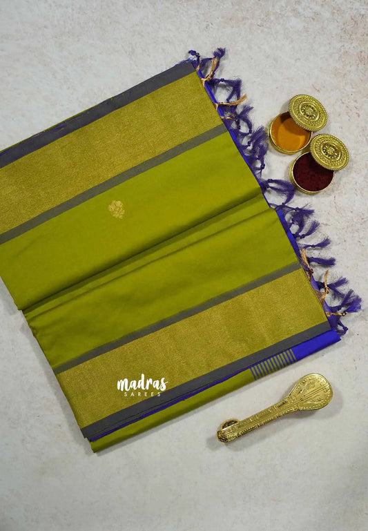 Sap Green - Mookuthi Amman silk cotton getti zari border with buttas