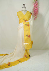 Creamy Ivory with Scallop - Pragathi - Linen Cotton Saree Plain with Flower Printed Scallop Border - Perfect for Office Wear | Summer wear | Casual Wear