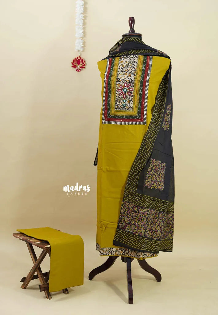 Amitha – Yellowish Green Pre-washed pure cotton with kalamakri mirror yoke salwar set
