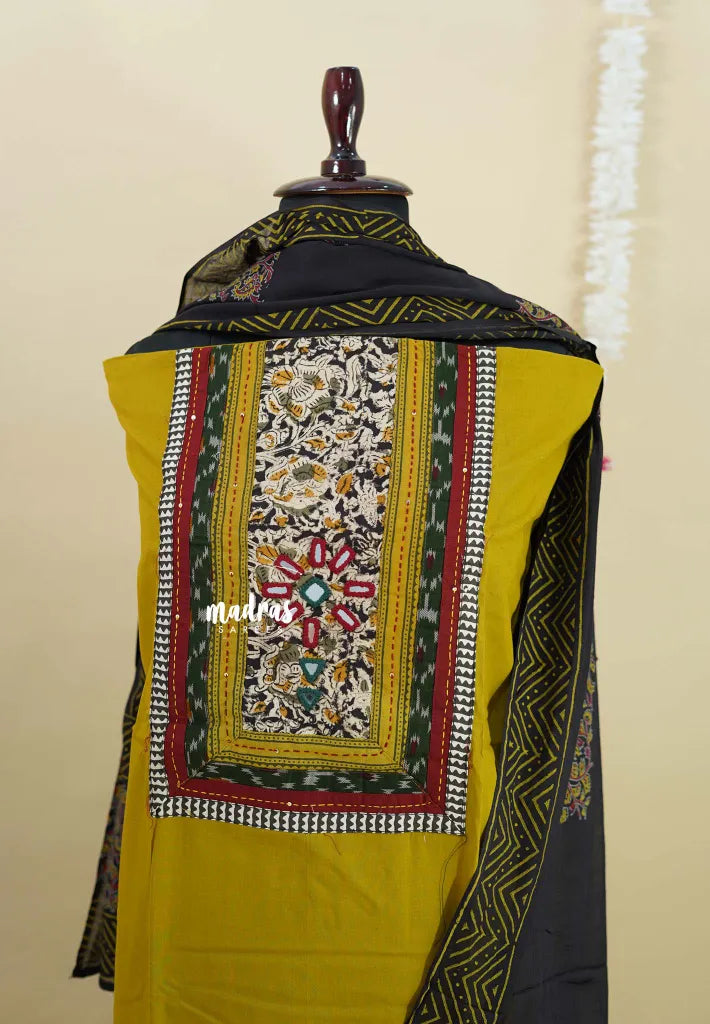 Amitha – Yellowish Green Pre-washed pure cotton with kalamakri mirror yoke salwar set