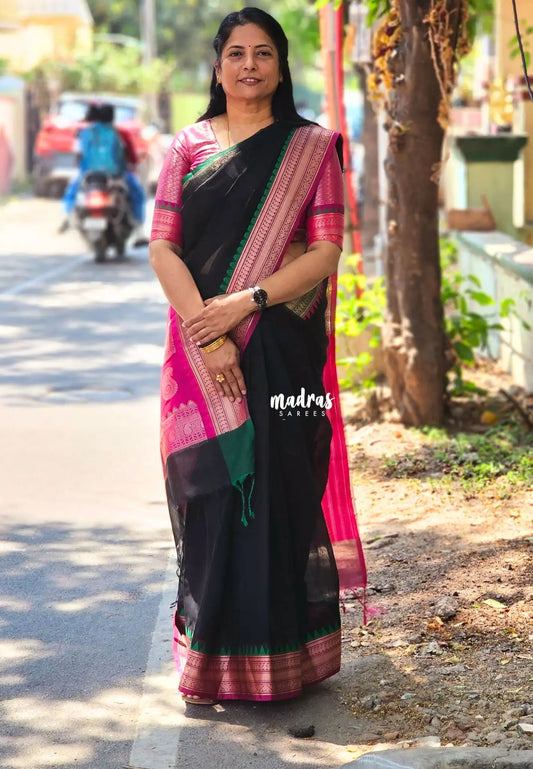 Shalini Premium kota silk with traditional Ganga jamuna border - Black