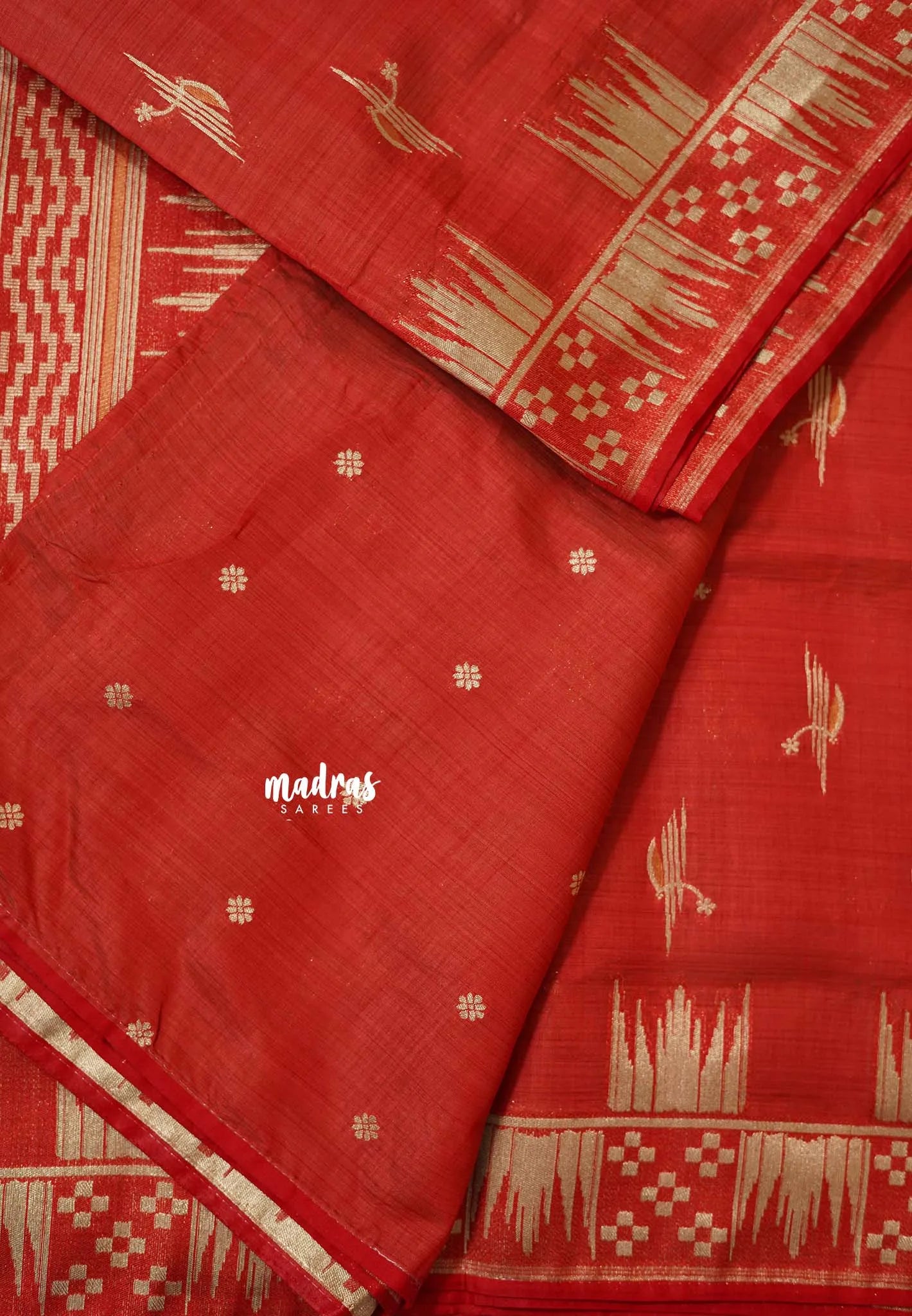 Classic Red - Raaga - Premium Raw Mango silk saree with stylish buttas and border