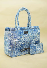 MS7 Quilted European-Style Laptop Bag – Blue Tile Print