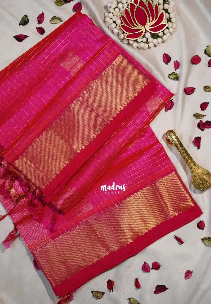 Dual Shade Queen's Pink - Meenakshi - Light Weight Pure Silk Cotton Saree Muthu Kattam with Mayil Buttas and Rich Pallu - Perfect for Wedding Functions