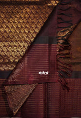 Shiny Sap Green - Meenakshi - Light Weight Pure Silk Cotton Saree One Side Big Kattam Border Contrast Pallu and Blouse - Perfect for Wedding Functions