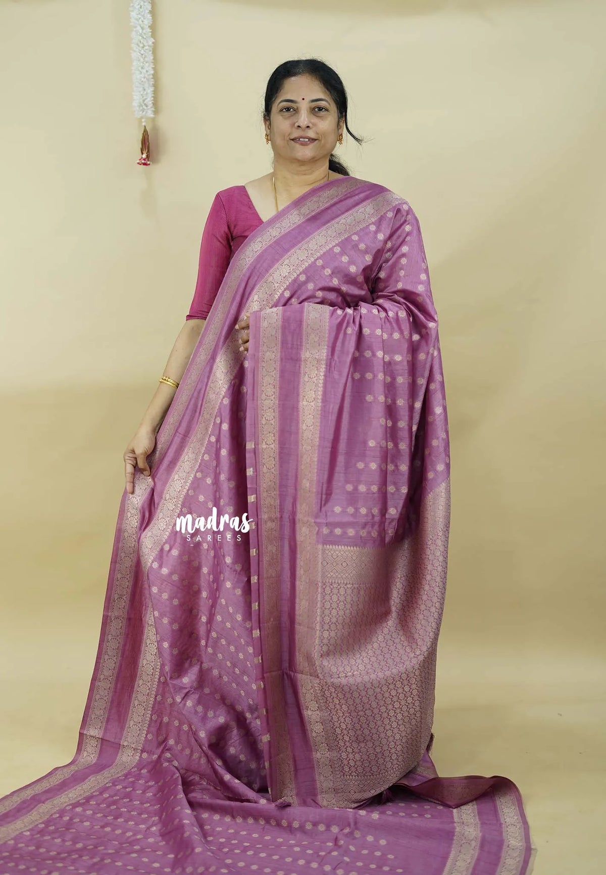 Onion Pink - Raaga - Premium Raw Mango silk saree with Rettabeta Border and Buttas