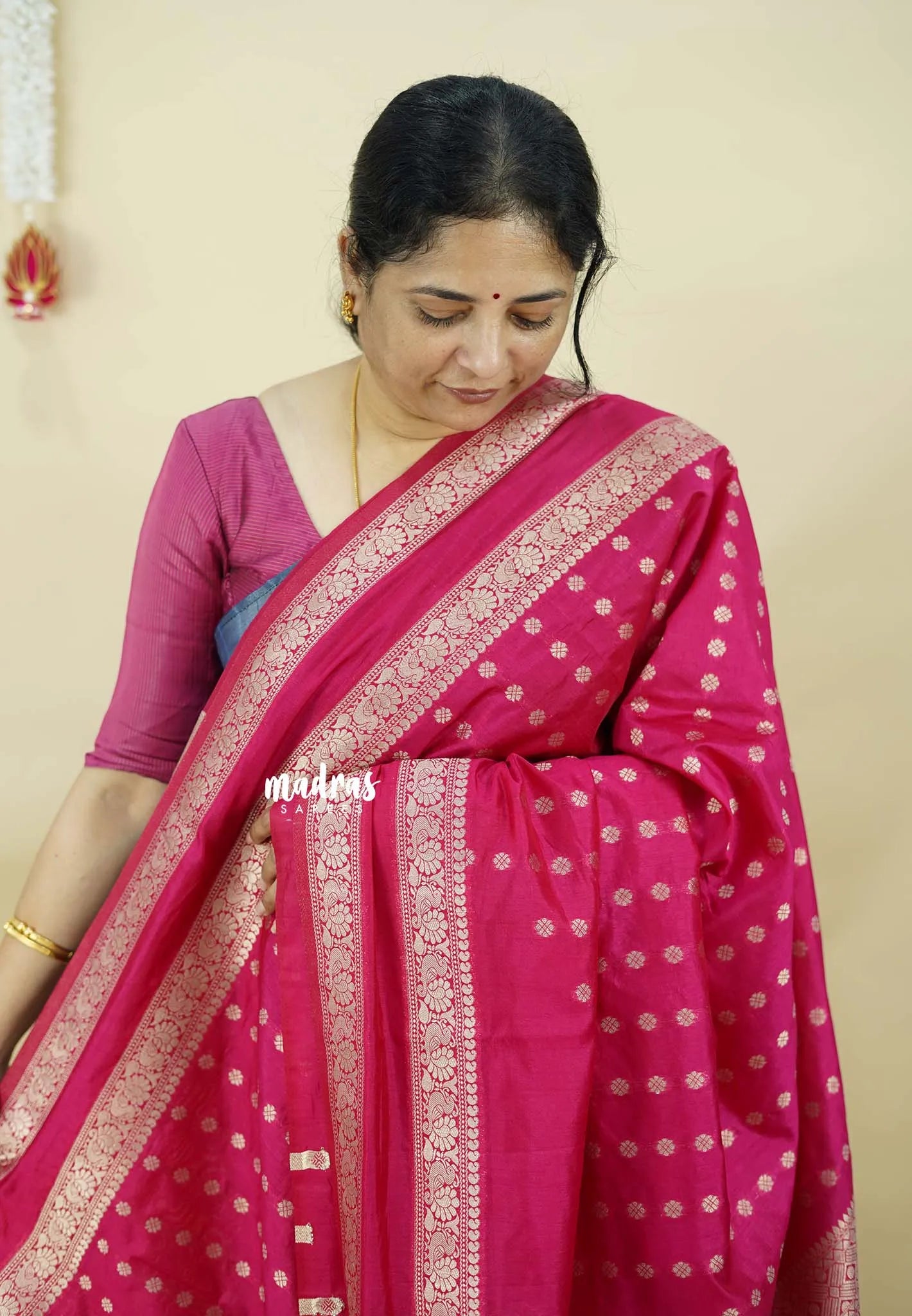Queen's Pink - Raaga - Premium Raw Mango silk saree with Rettabeta Border and Buttas