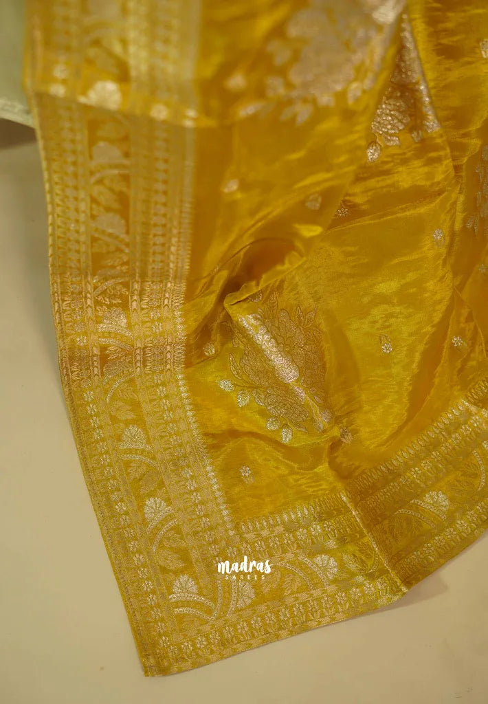Amitha – Ivory Rich semi silk heavy work yoke with banarasi dupatta