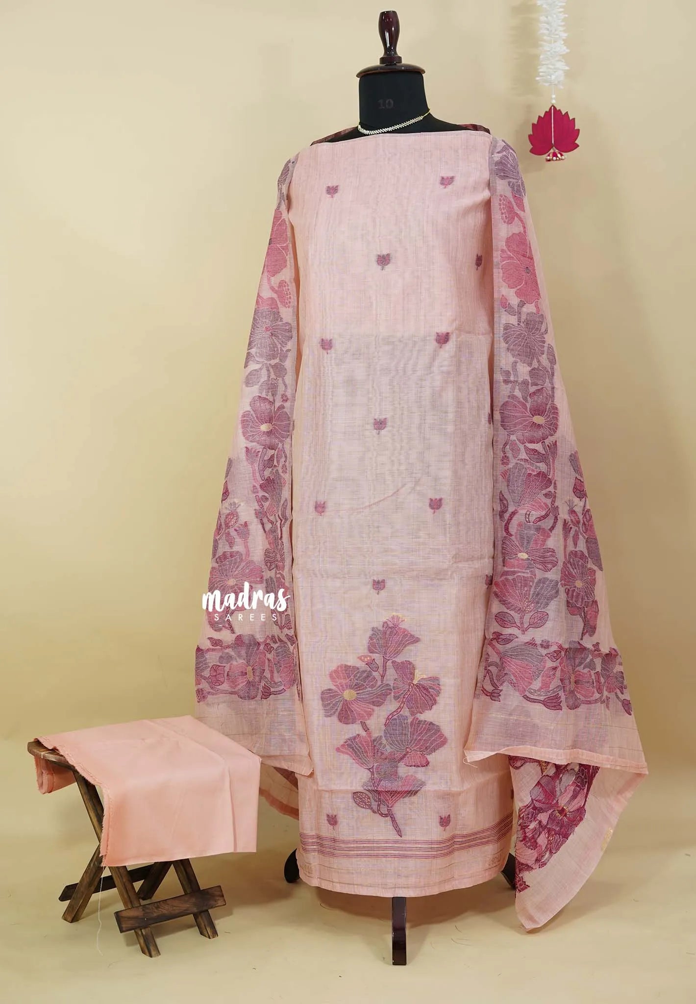 Amitha – Blush Peach Pink Soft muslin silk with thread weaving work dupatta