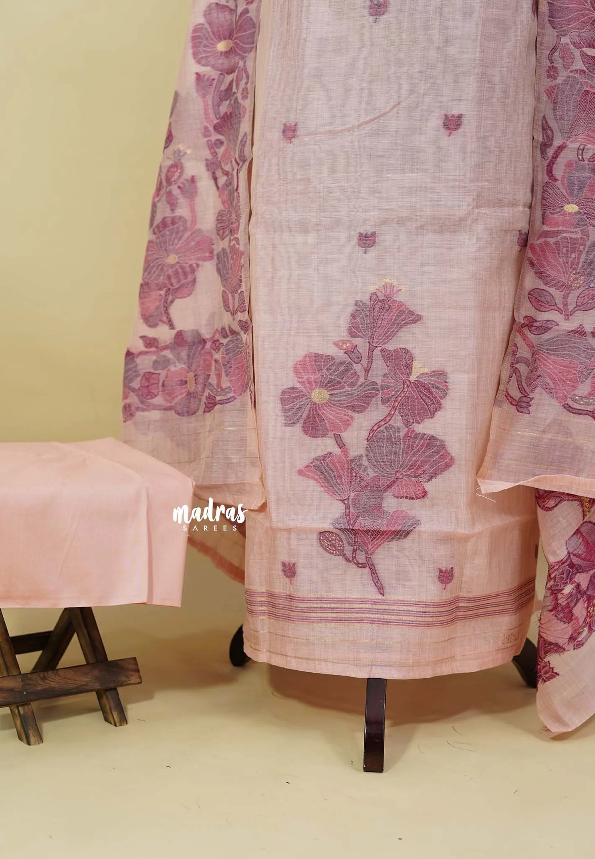 Amitha – Blush Peach Pink Soft muslin silk with thread weaving work dupatta