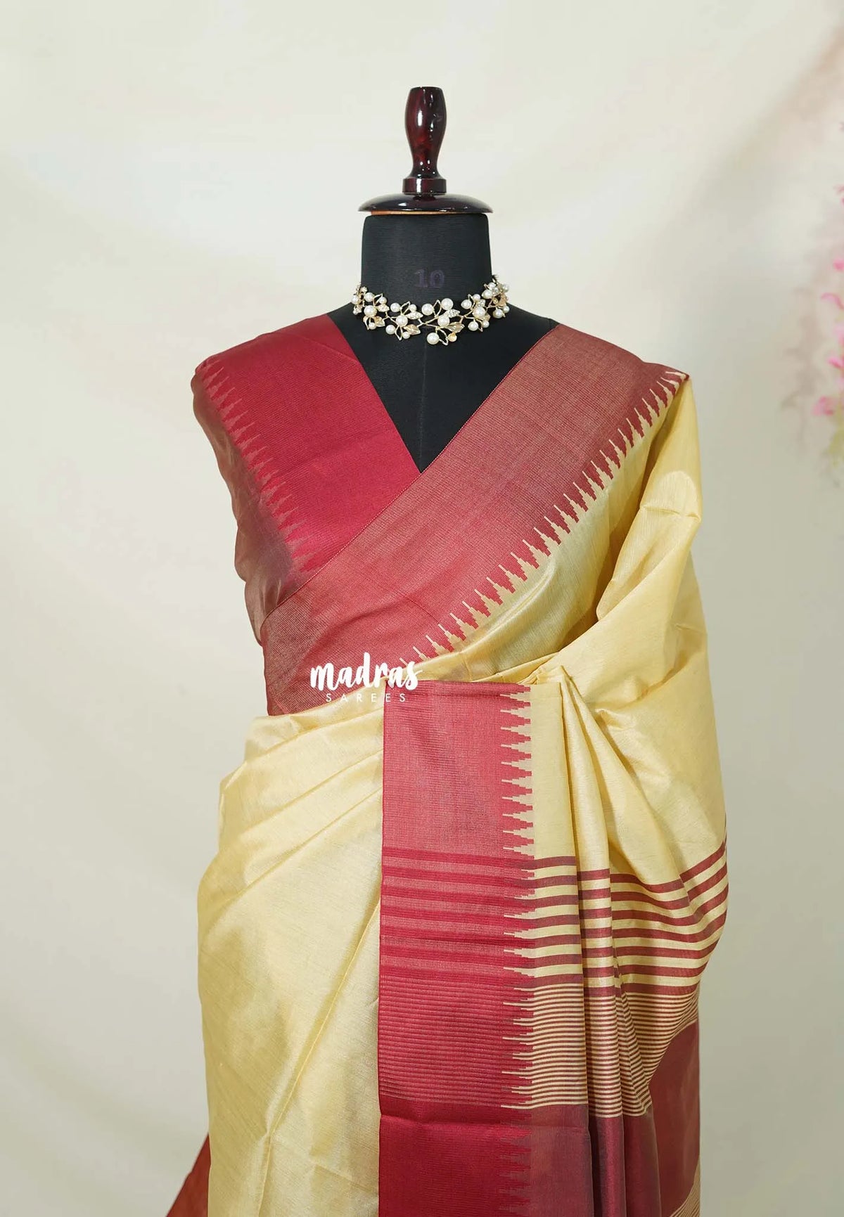 Mild sandal - Tansui silk plain body  with temple border