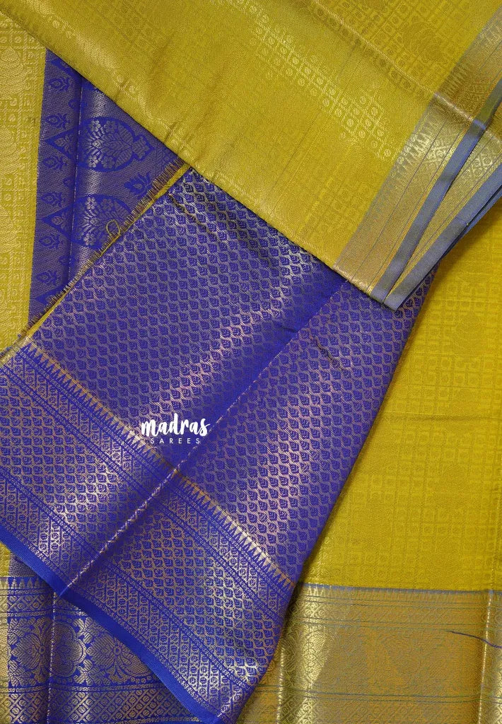 Sap Green - Thendral - Kanchi semi silk full weaving body contrast pallu and blouse