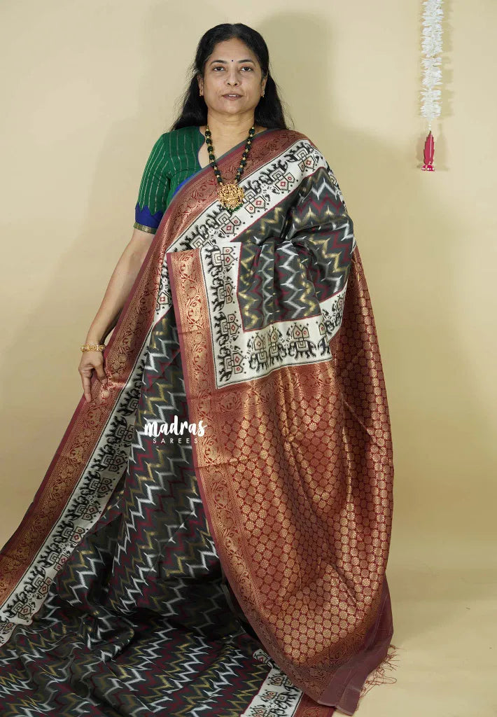 Charcoal Grey - Thendral - kanchi semi silk with patola weaving
