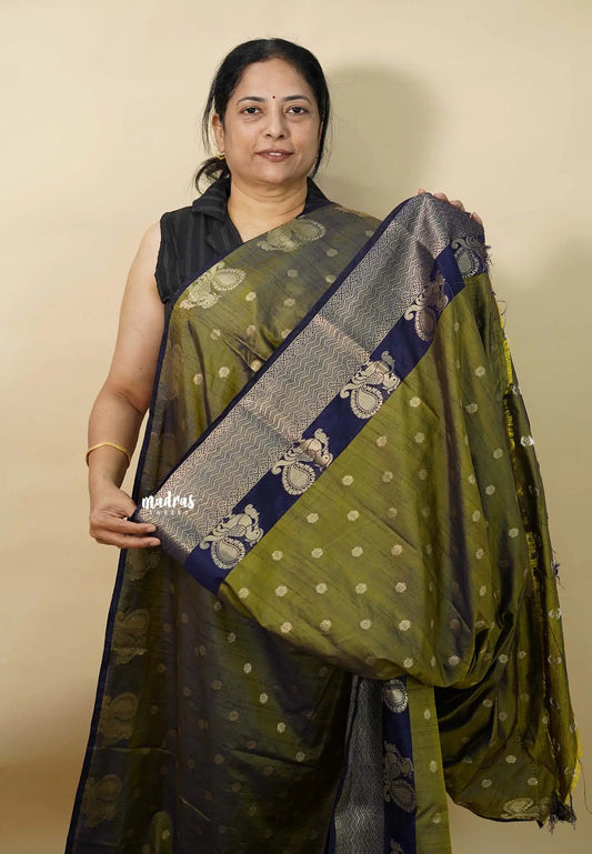 Dual Shade Green - Thendral - Kanchi soft silk with peacock border