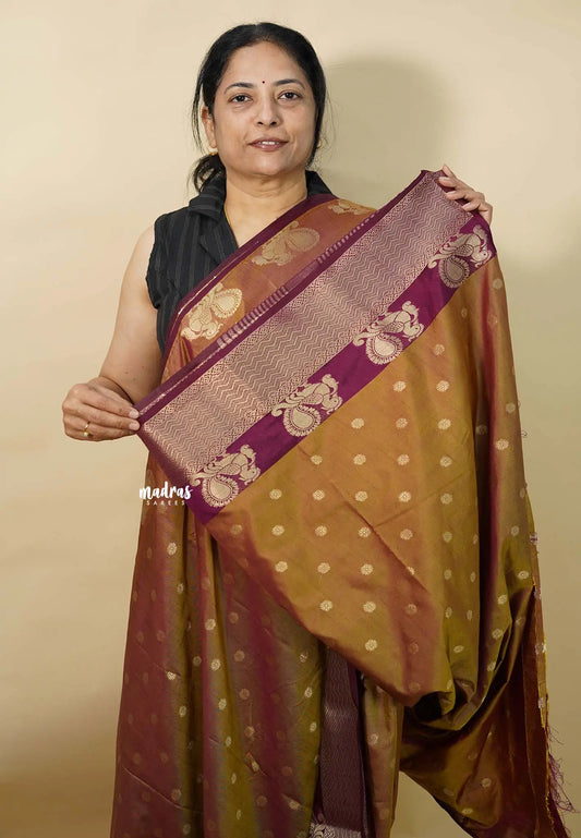 Dual Shade Honey Brown - Thendral - Kanchi soft silk with peacock border