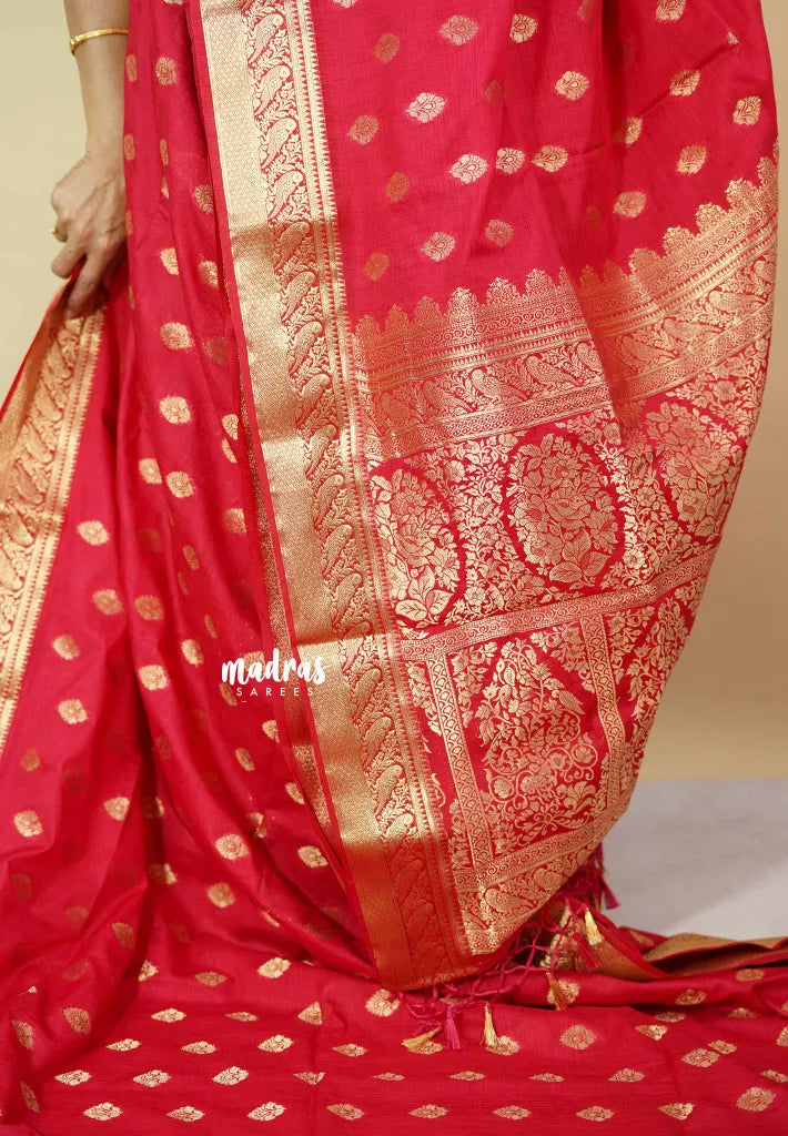 Reddish Pink - Vadhanam - Premium Jute Tussar silk with buttas and gold zari border