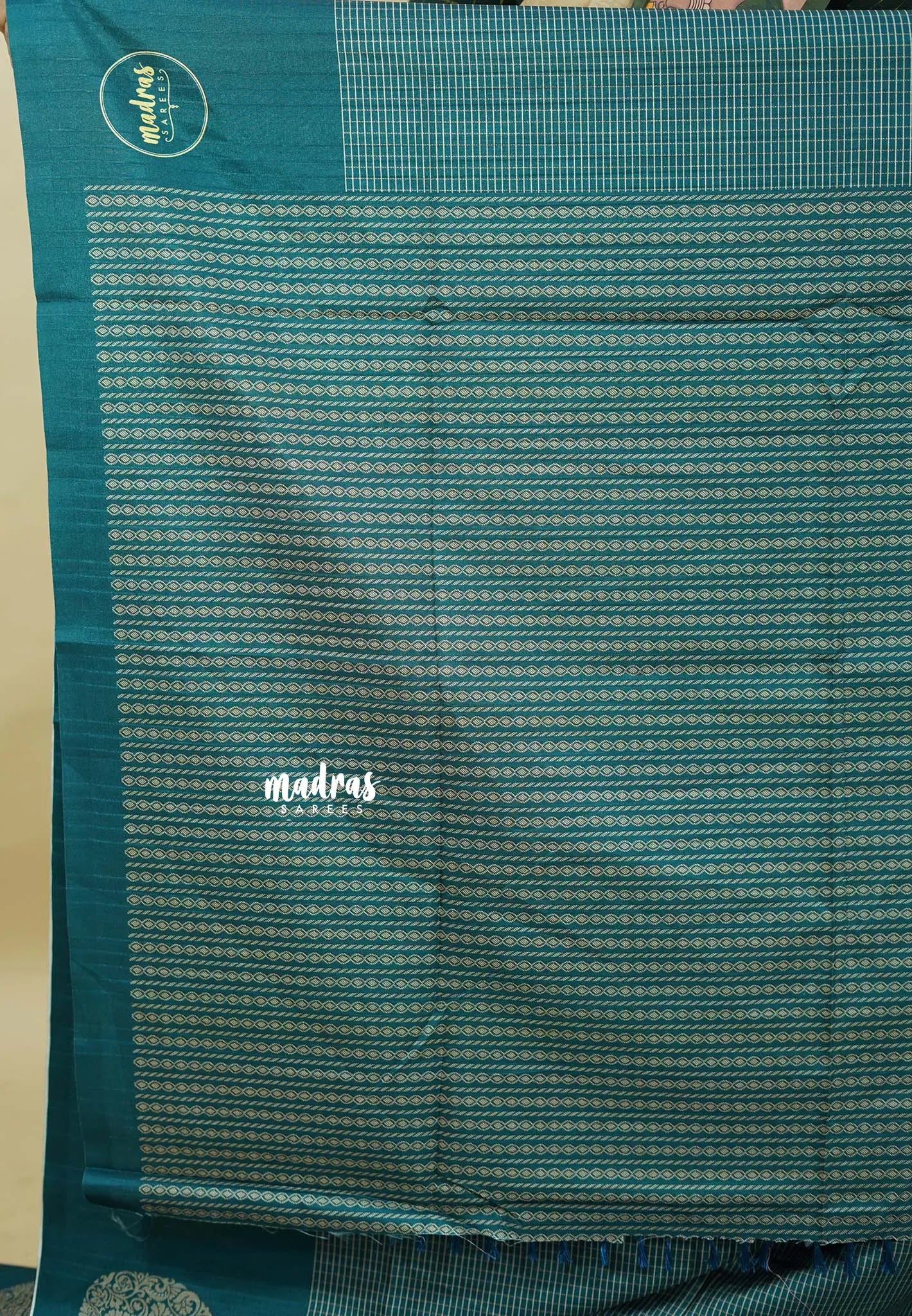 Teal Green- Yamini paper silk mango border and sirukattam body