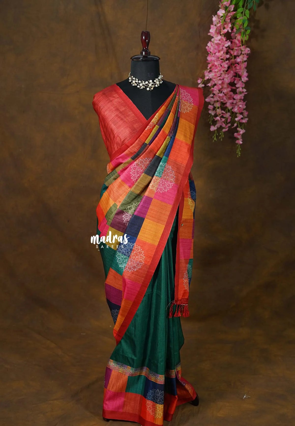 Navaratna Green Paper Silk Saree – Yamini | Paalum Pazhamum Madras Checks | Workwear Classic