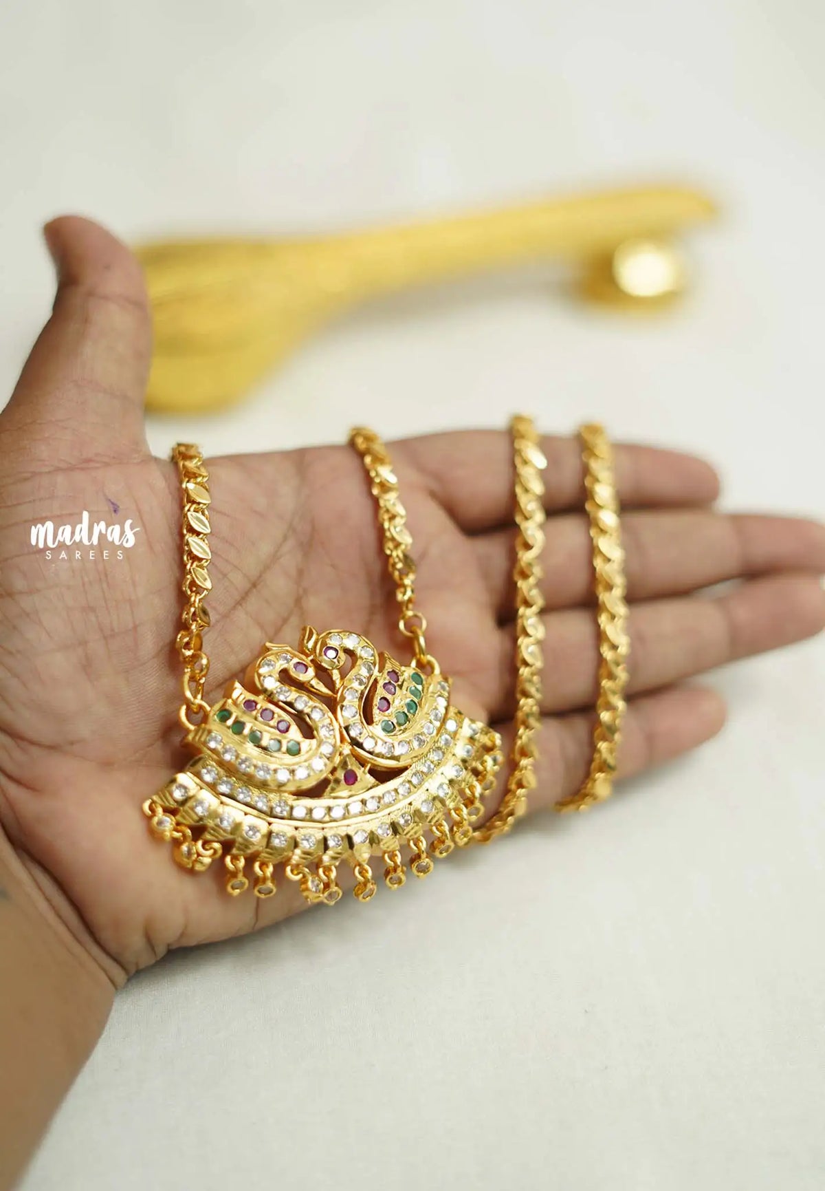 Aimpon traditional  Zircon Stone Annam swan pendant dollar chain