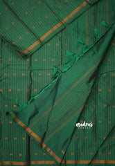 Arani semi soft silk saree with weaving buttas small border - deep green