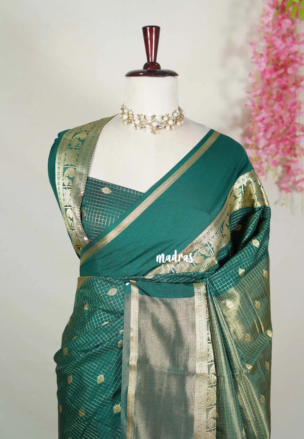 Emerald Green - Avantika - Semi Mysore Silk Saree with Checks Weaving Gap and Mayil Border - Perfect for Small Functions