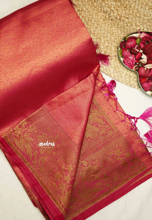 Bavanchi - Fusion of Banaras and Kanchi  Wavy body design with floral weaving border - Rani pink