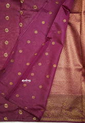 Bavanchi - Fusion of Banaras and Kanchi  Wavy body design with floral weaving border - Winered