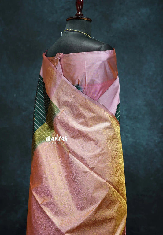 Royal Deep Green - Hamsavalli – Soft silk with stripes weaving mango small border rich pallu