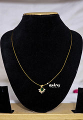 Invisible viral Wire Necklace – Premium Floating Emerald Pendant