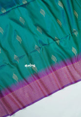 Dual Shade Peacock Green - Kanimozhi - Soft Silk Saree with Leaf Buttas - Perfect for Festive Wear