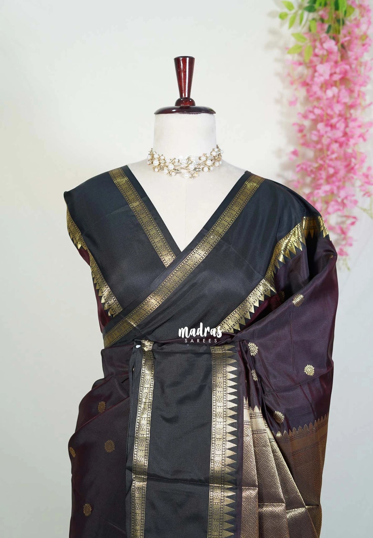 Dual Shade Coffee Brown - Kanimozhi - Soft Silk Saree Rettapet Floral Border with Floral Buttas - Best for Small Functions