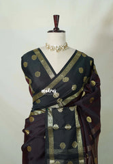 Dual Shade Midnight Maroon - Kanimozhi - Soft Silk Saree Rettapet Border with Floral Buttas - Best for Small Functions