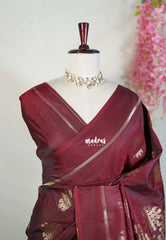 Dual Shade Araku Maroon - Kanimozhi - Soft Silk with Kolam Weaving Body and Rich Pallu - Best for  Pooja Functions