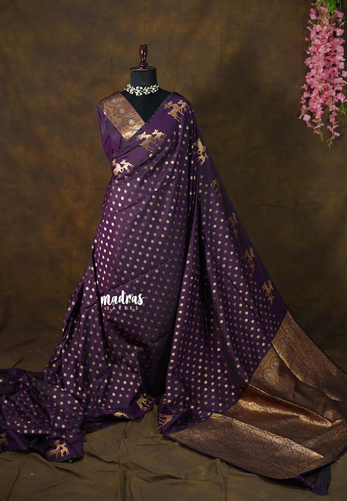Jamun Purple - Kanimozhi - Soft Silk Cute Deer Zari Border with Buttas - Best for Wedding Functions