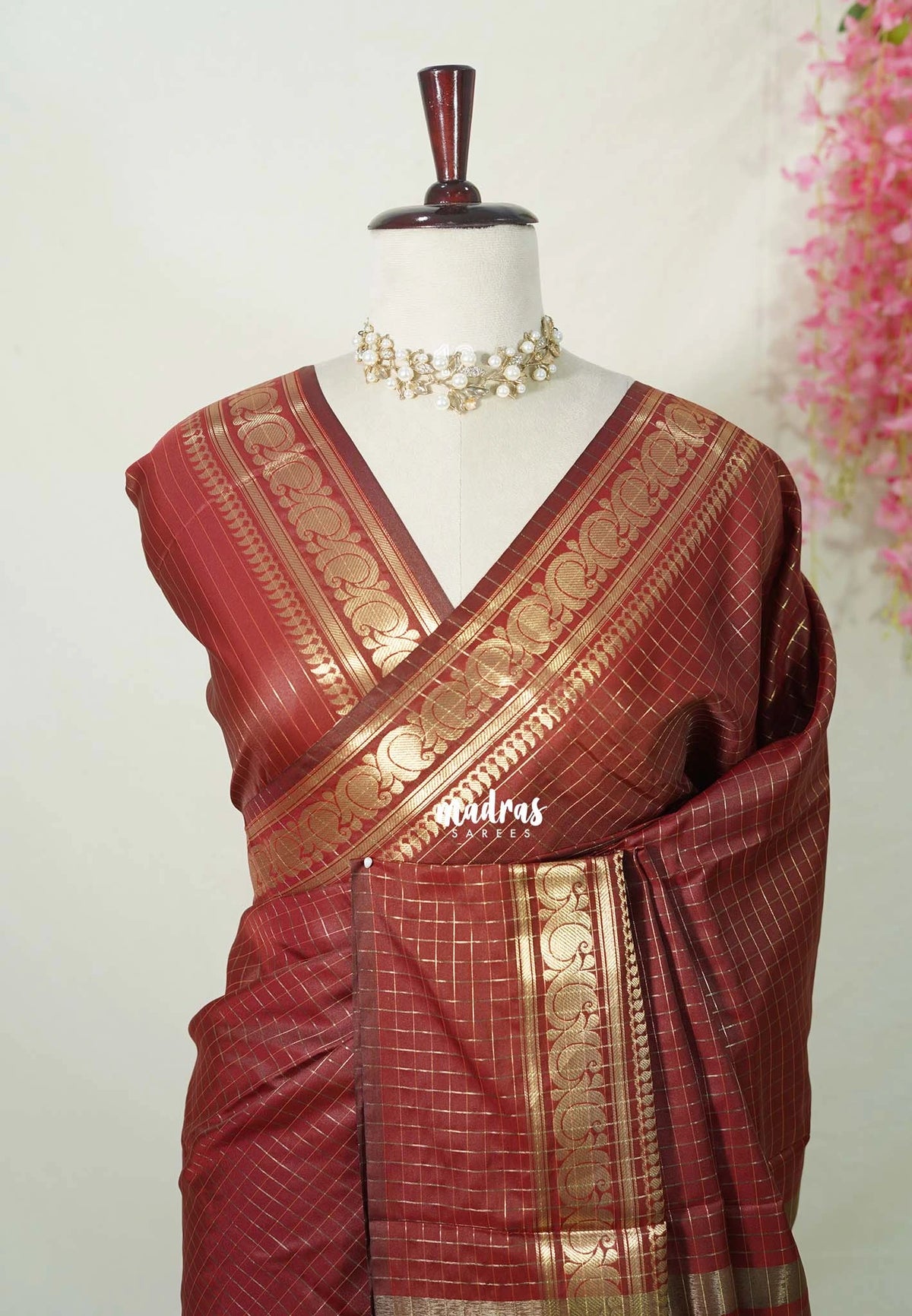 Araku Maroon - Kanimozhi - Soft Silk Zari Checks with Mango Border - Best for Wedding Wear