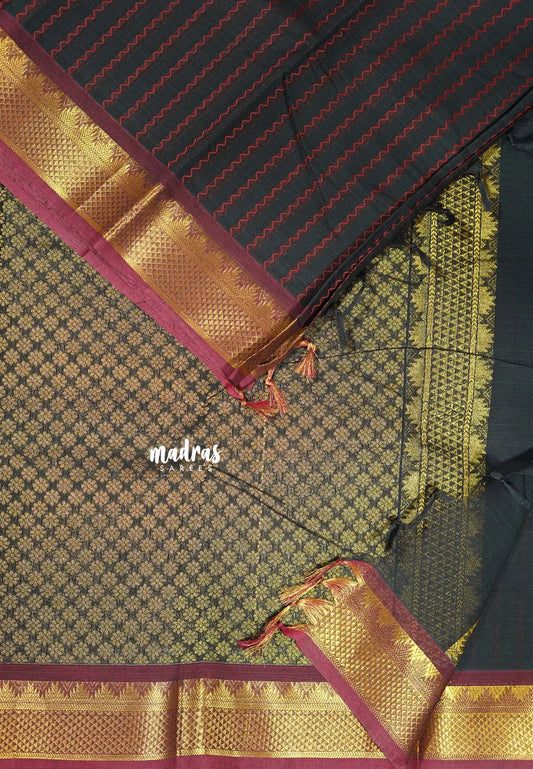 Midnight Black - Premium Karthigai silk cotton neli stripes body with rich pallu