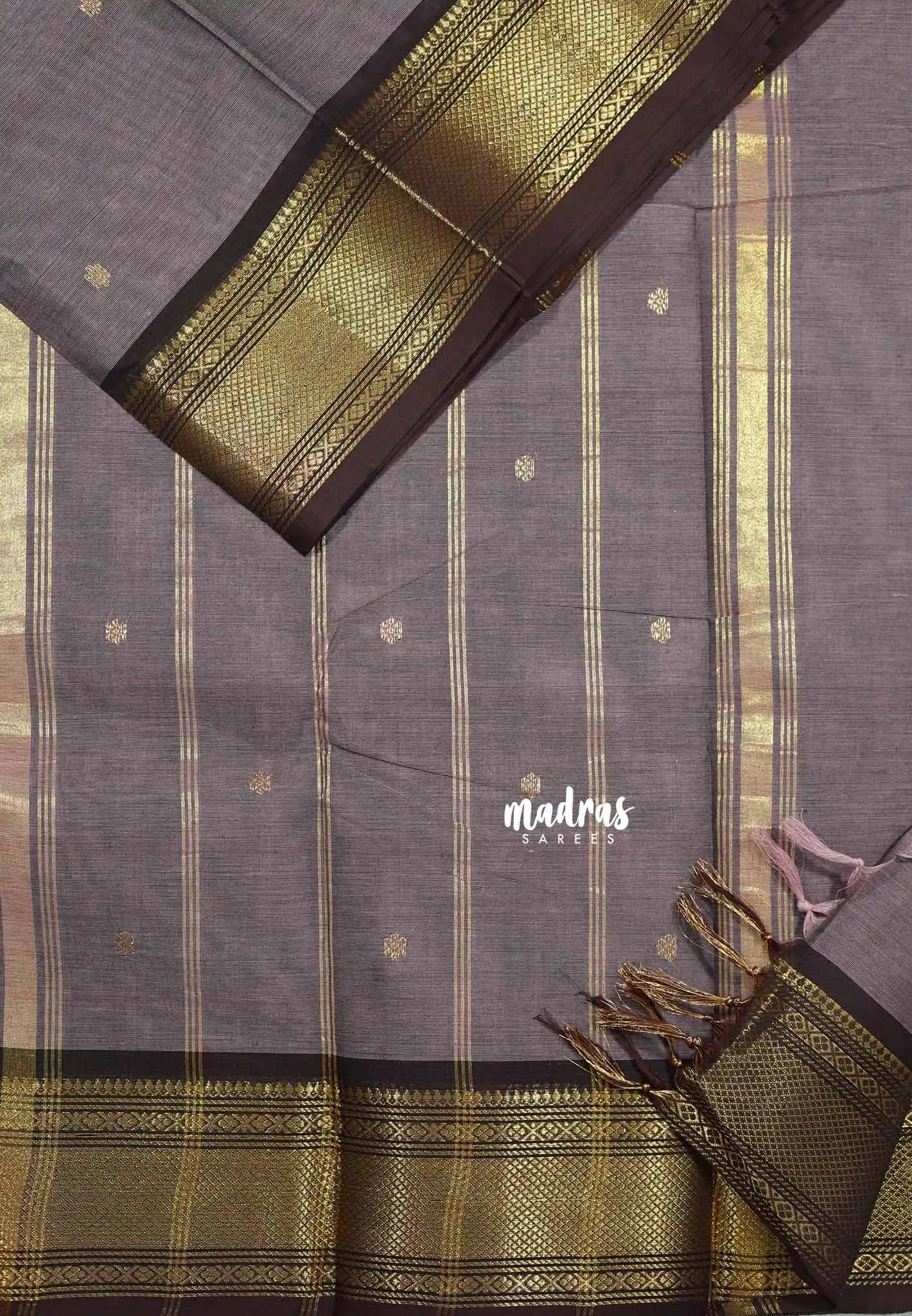 Muted purple Karthigai silk cotton small Bavanji border with buttas Muted purple Karthigai silk cotton small Bavanji border with buttas