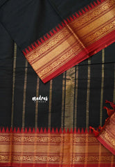Black  - Karthigai silk cotton small Bavanji Flower border