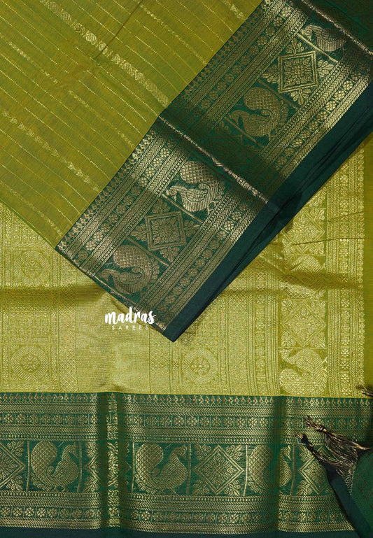 Mehndi Green - Korvai silk cotton rich pallu With vaira oosi body