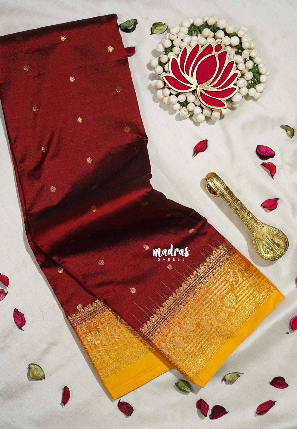 Araku Maroon - Kumudavalli - Kanchivaram Wedding Bridal Silk Saree Traditional Border with Buttas Contrast Pallu and Blouse - Perfect for Wedding Functions