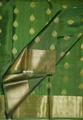 Olive Green - Kumudavalli - Pure Kanchivaram Wedding Bridal Silk Saree Classic Border with Buttas - Perfect for Wedding Functions