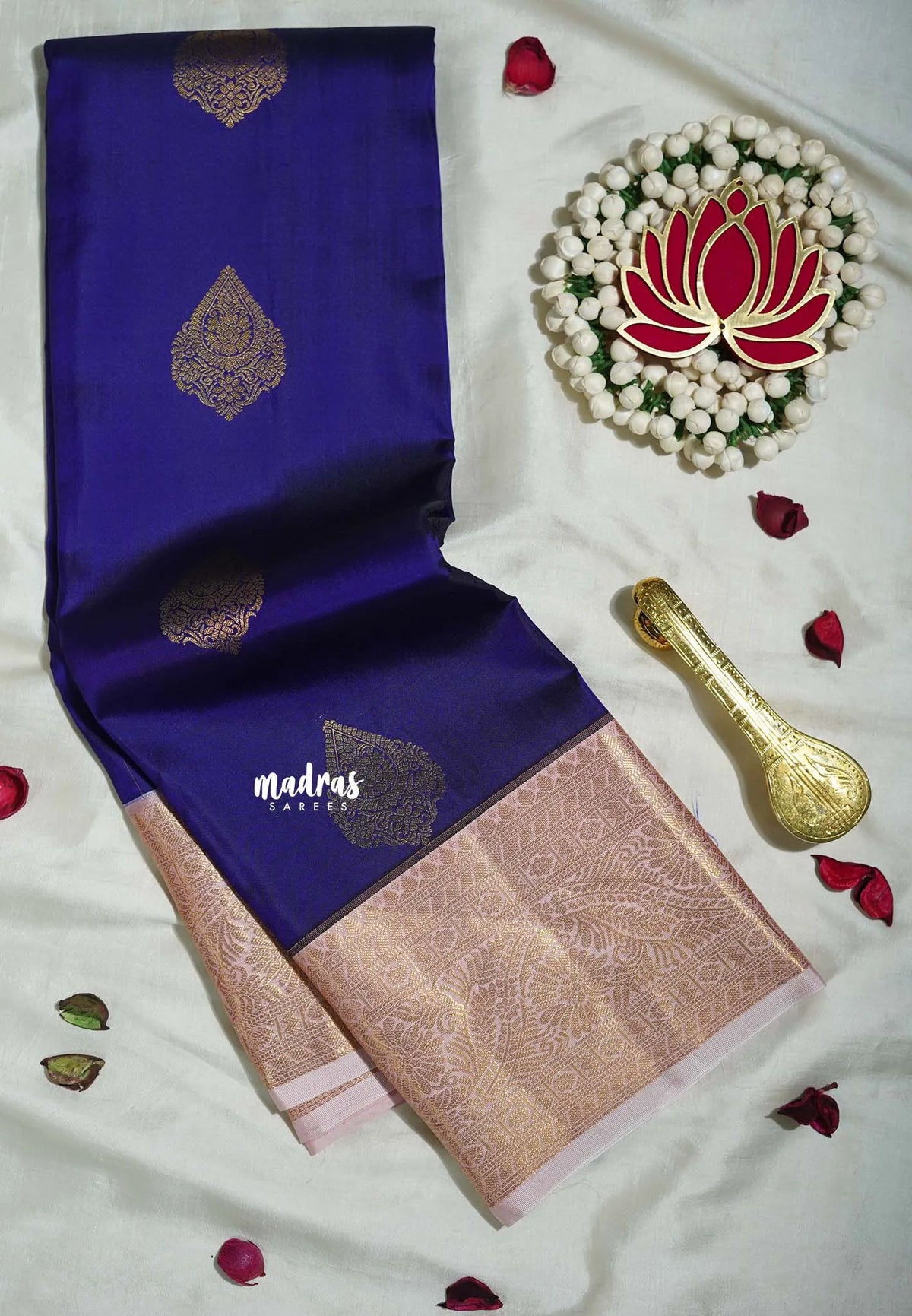 Deep Ink Blue - Kumudavalli - Pure Kanchivaram Wedding Bridal Silk Saree Contrast Pallu and Blouse with Buttas - Perfect for Wedding Functions