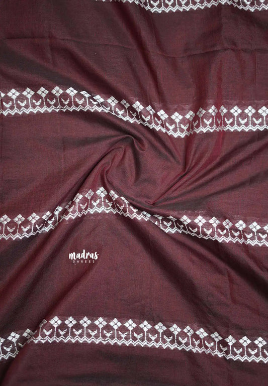 Leela -  Soft khadi saree with horizontal thread weaving - Maroon