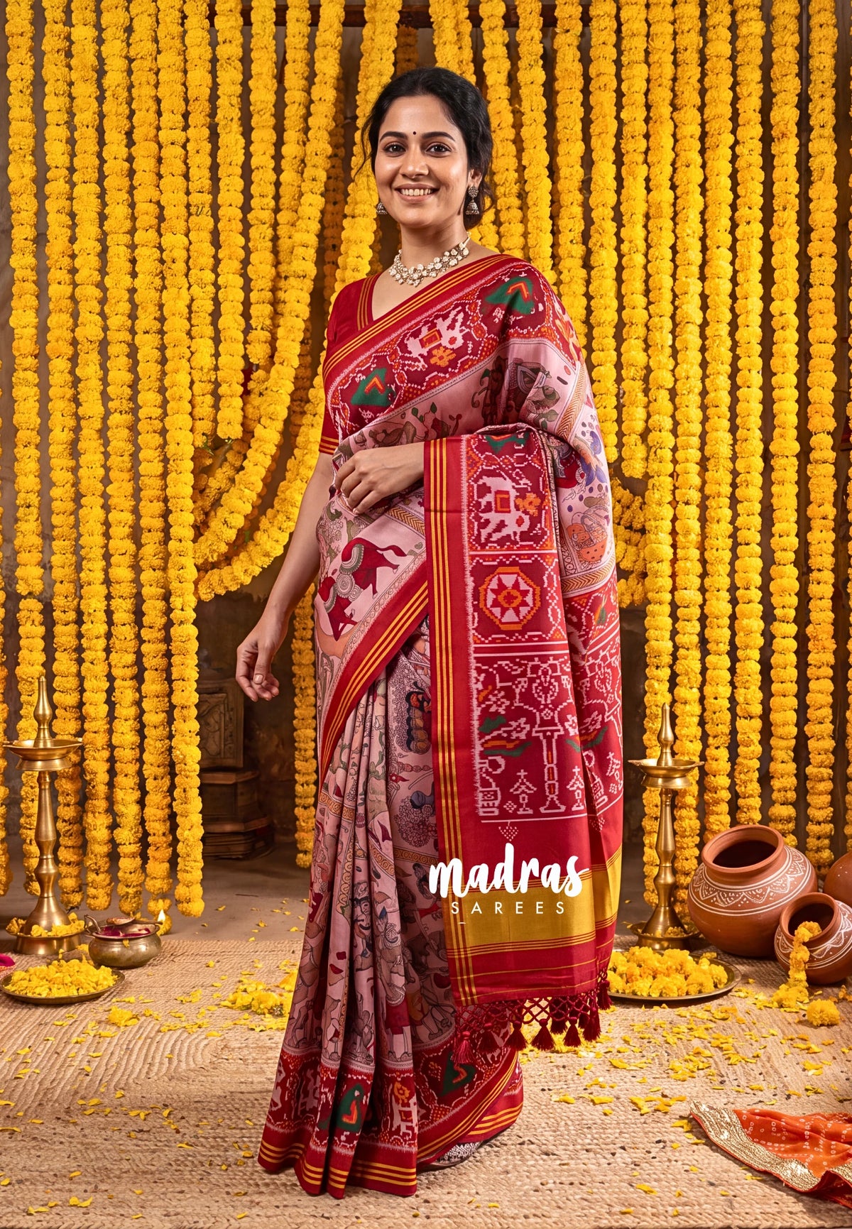Dual Shade Onion Peach with Red - Sowbhagya Gift silk – Soft Silk Elegance Saree Premium Kalamkari Weaving Body Patola Weaving Border - Perfect for Festive Celebration
