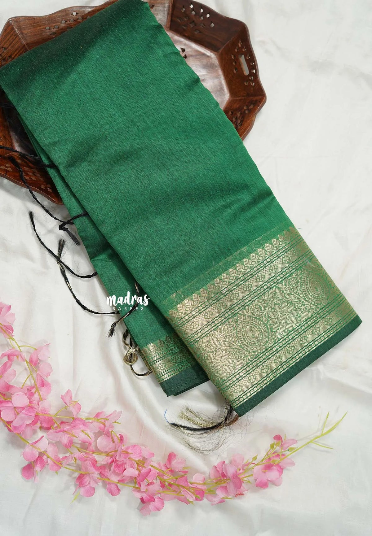 Classic Green - Maheswari - Lightweight cotton silk saree with traditional border  - Perfect for Small Functions