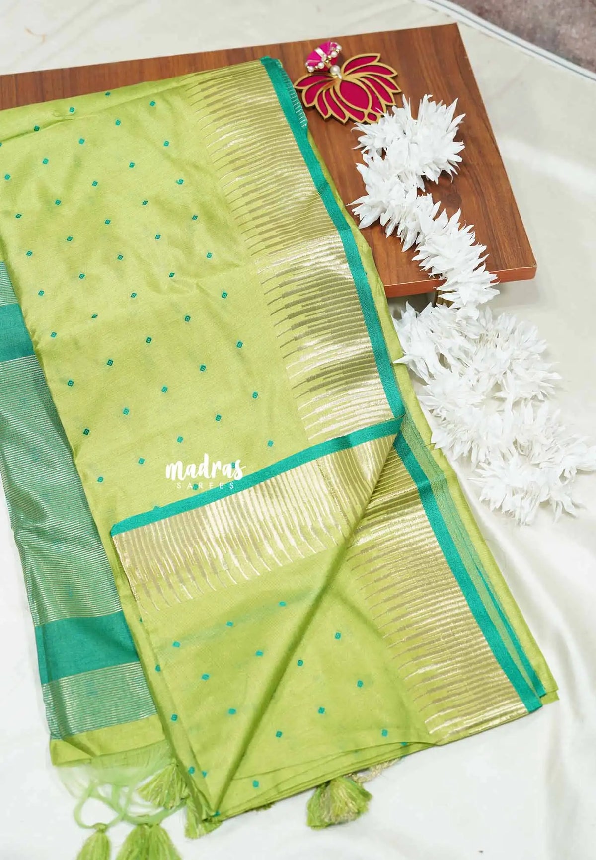 Pastel Green - Manjari - Premium raw silk with full weaving buttas body
