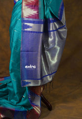Peacock Green - Manjari - Raw silk with Traditional Temple Border - Best for Small Functions | Pooja | Sabha katcheri