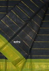 Black with green - Margazhi - Madurai Sungudi velthari pattern round peacock border