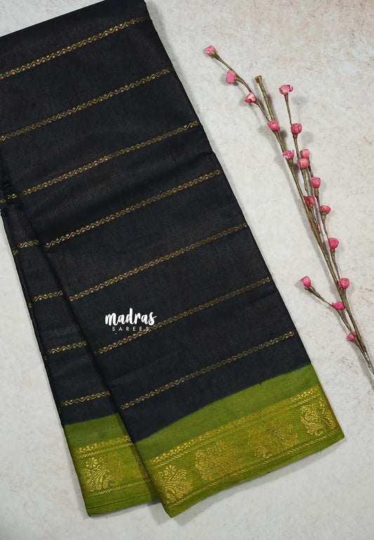 Black with Green - Margazhi - Madurai Sungudi velthari pattern flower with peacock border